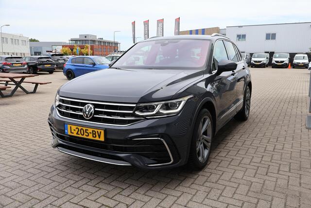 Volkswagen TIGUAN 1.5 TSI R-Line Business+ Elek klap Trekhaak | Virtueel | IQ Light | Camera | Ad Cruise |Carplay|NL-Auto|PDC|BTW|Volledig Onderh.