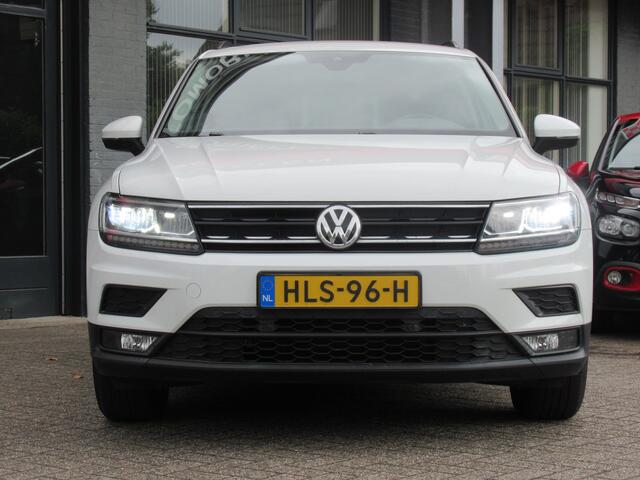Volkswagen TIGUAN 1.4 TSI Comfortline Business | Clima-Airco | Navigatie | Stoelverwarming | Incl. BOVAG Garantie | Parkeersensoren | Bluetooth |