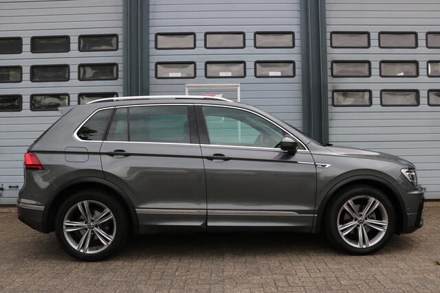 Volkswagen TIGUAN 1.5 TSI ACT Highline Business R Panodak Virtuel cockpit Navi Camera Bj:2020