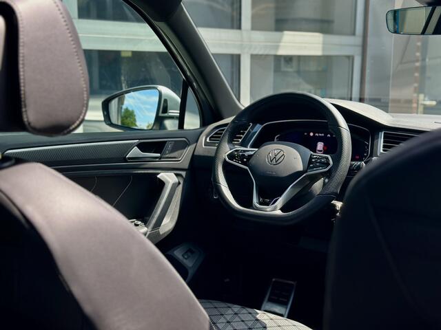 Volkswagen TIGUAN 1.4 TSI eHybrid R-Line | Panoramadak | LED | Trekhaak | Business+ | Camera | Adapt Cruise | Marge auto