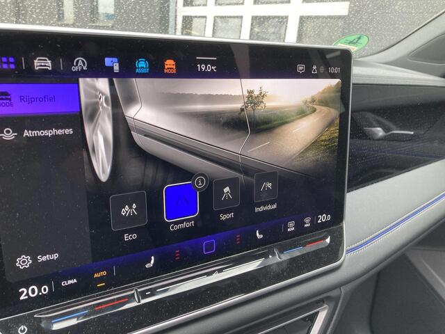 Volkswagen TIGUAN 1.5TSI/150PK R-Line DSG · Panoramadak · 360°Camera + Parkeersensoren · Massagefunctie · Garantie tot december 2026