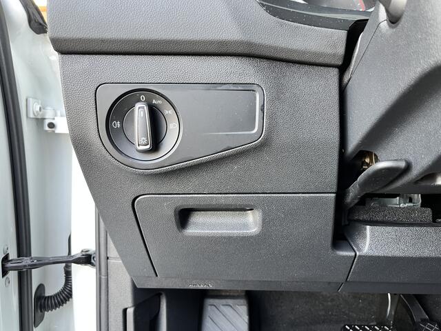 Volkswagen TIGUAN 2.0 TDI 150pk DSG Grijskenteken Euro 6 Airco Cruise controle Telefoon verbinding Navigatiesysteem Stuurwielbediening Parkeersensoren voor en achter 2-Persoons Bestel