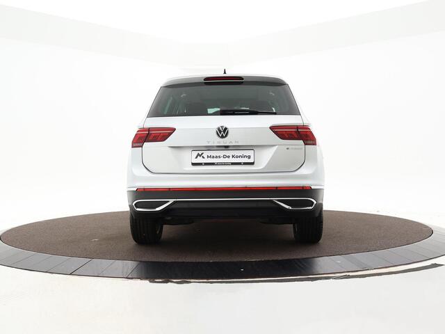 Volkswagen TIGUAN 1.4 Tsi 245pk DSG eHybrid Elegance · Panoramadak · Camera · Keyless · Apple/Android Car Play · Navi · P-Sensoren · 18'' Inch ·