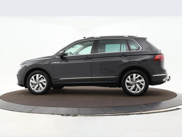 Volkswagen TIGUAN 1.4 Tsi 245pk DSG eHybrid Elegance · Panoramadak · Camera · Apple/Android Car Play · Elek. Trekhaak · Elek. Achterklep · 18'' Inch ·
