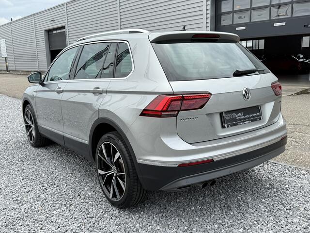 Volkswagen TIGUAN 2.0 TSI 4Motion Highline Navi|Led|ACC|Media Grijs