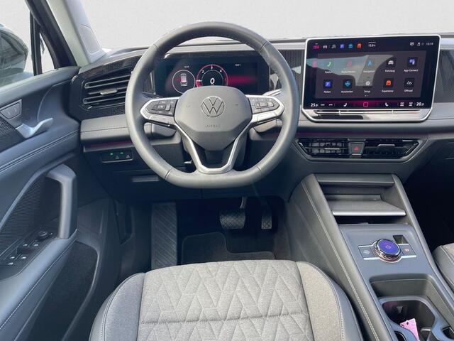 Volkswagen TIGUAN 2.0 TDI 4Motion ACC Navi LED Camera Trekhaak 18 Inch