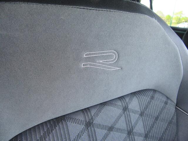 Volkswagen TIGUAN 1.4 TSI eHybrid PHEV R-Line Business+ | LED Matrix | Camera | Adaptive CC | Black Line LM | (occasion) PHEV