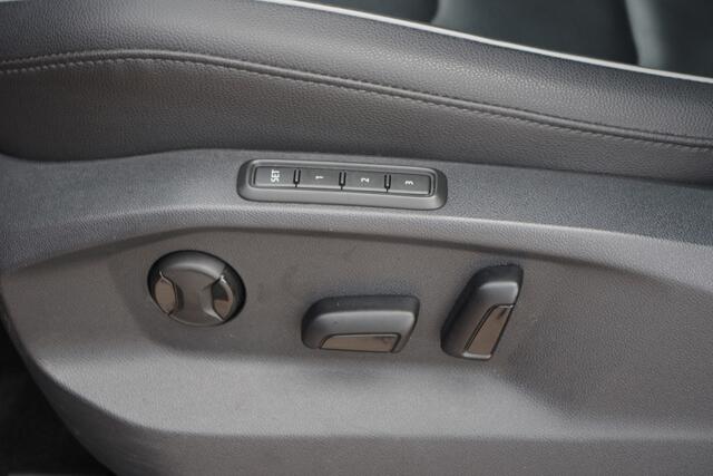 Volkswagen TIGUAN 1.4 TSI 125 PK R-Line Comfortline Business, Panoramadak, Trekhaak, Leder, Memory, Carplay