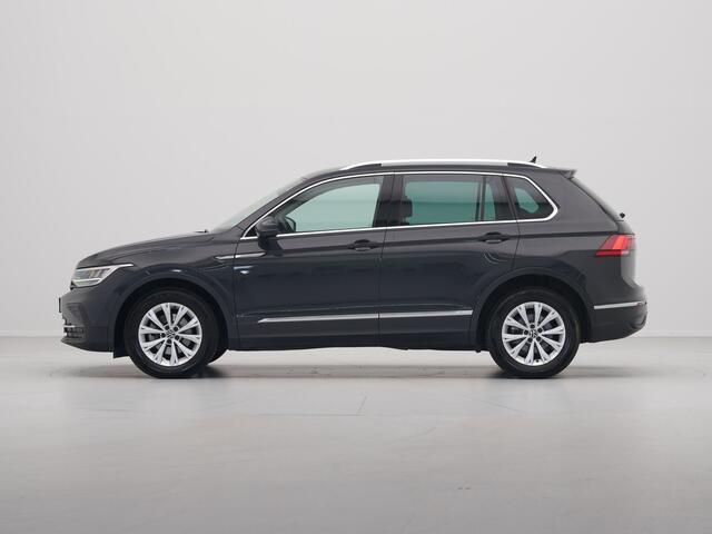 Volkswagen TIGUAN 1.5 TSI 130pk Life Navi via App Clima Pdc Acc Side Assist