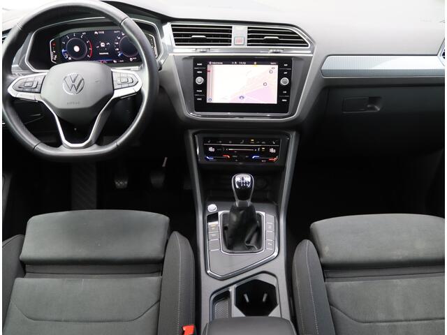 Volkswagen TIGUAN 1.5 TSI | Keyless | Trekhaak | Stoelverwarming | Virtual