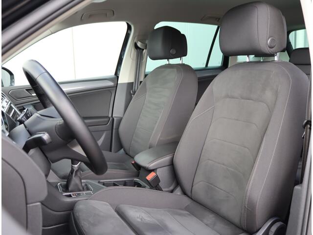 Volkswagen TIGUAN 1.5 TSI | Keyless | Trekhaak | Stoelverwarming | Virtual