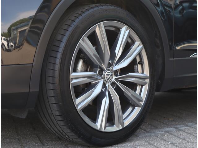 Volkswagen TIGUAN 1.5 TSI | Keyless | Trekhaak | Stoelverwarming | Virtual