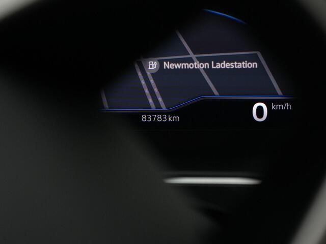 Volkswagen TIGUAN 1.5 TSI 150 pk DSG Elegance | Panoramadak | IQ Light | Stuur-/stoelverwarming | Achteruitrijcamera