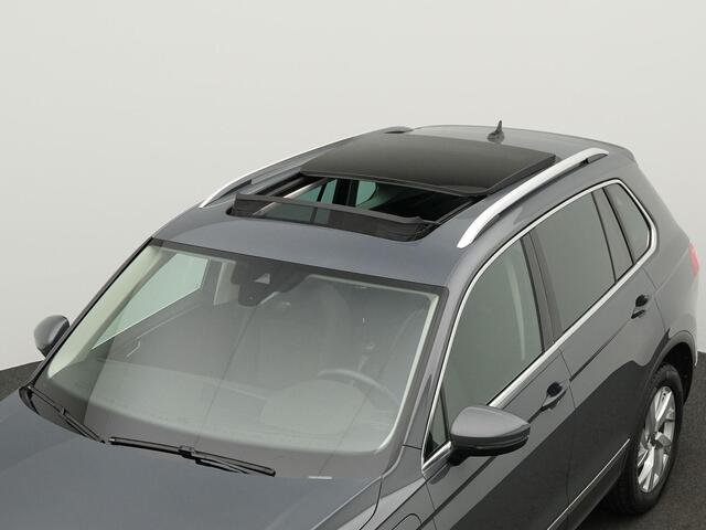 Volkswagen TIGUAN 1.4 TSI 245 pk DSG eHybrid Elegance | Panoramadak | Achteruitrijcamera | Navigatie | Alcantara | Keyless Entry