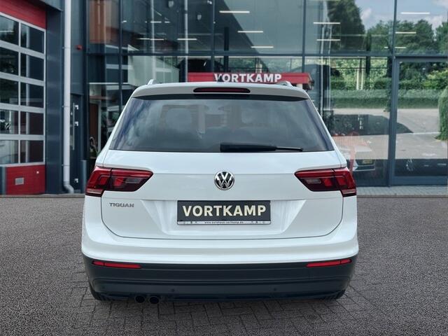 Volkswagen TIGUAN 1.5 TSI DSG COMFORTLINE PANO-DAK/TREKHAAK/NAVI/CARPLAY/HUD/ACC