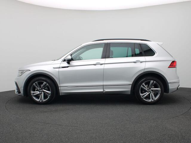 Volkswagen TIGUAN 1.5 TSI R-Line Business 150PK DSG full led, adaptive cruise, navi via apple carplay/android auto, clima, pdc voor en achter, lane assist, 19" lichtmetaal