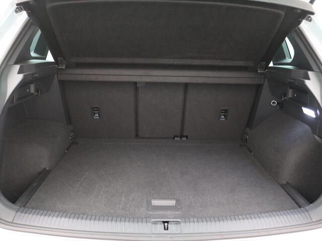 Volkswagen TIGUAN 1.5 TSI R-Line Business 150PK DSG full led, adaptive cruise, navi via apple carplay/android auto, clima, pdc voor en achter, lane assist, 19" lichtmetaal