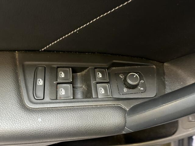 Volkswagen TIGUAN 1.4 TSI eHybrid R-Line / AUTOMAAT/ 245 PK/ ELEKTR. TREKHAAK/ 2X R-LINE/ RIJ-MODI/ DAB/ CLIMA/ STOEL-STUUR VERWARM./ BLUETOOTH/ APP-CONNECT/ DIGITAL DASH/ NAVI/ MATRIX