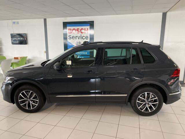 Volkswagen TIGUAN 1.4 TSI eHybrid Business+ Panoramadak /Trekhaak / apple Carplay