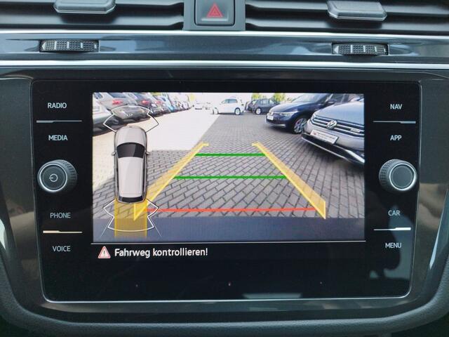 Volkswagen TIGUAN 2.0 TDI 4Motion 150 PK DSG ACC LED Navi Stoelverwarming 18 Inch