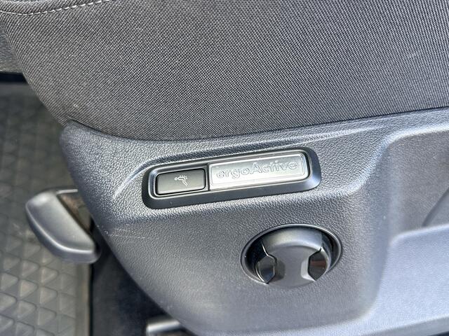 Volkswagen TIGUAN 1.4 TSI ACT R-line | Panoramadak | Adaptive Cruise Control | Achteruitrijcamera | Keyless Go/Entry | Stoelverwarming | Bluetooth | DAB |