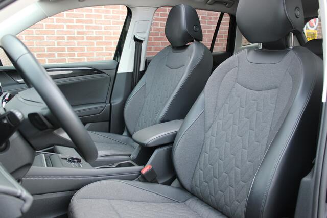 Volkswagen TIGUAN 1.5 eTSI 150PK Life Edition |PANO-DAK|TREKHAAK|IQ.LIGHT|DCC|