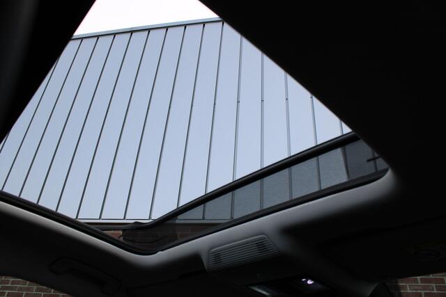 Volkswagen TIGUAN 1.5 eTSI 150PK Life Edition |PANO-DAK|TREKHAAK|IQ.LIGHT|DCC|