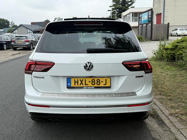 Volkswagen TIGUAN 2.0 TSI 4Motion 180PK DSG R-LineoPanooTrekhaak