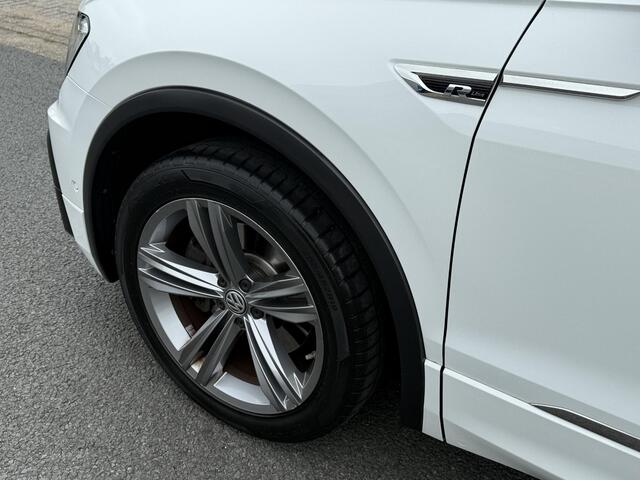 Volkswagen TIGUAN 2.0 TSI 4Motion 180PK DSG R-LineoPanooTrekhaak