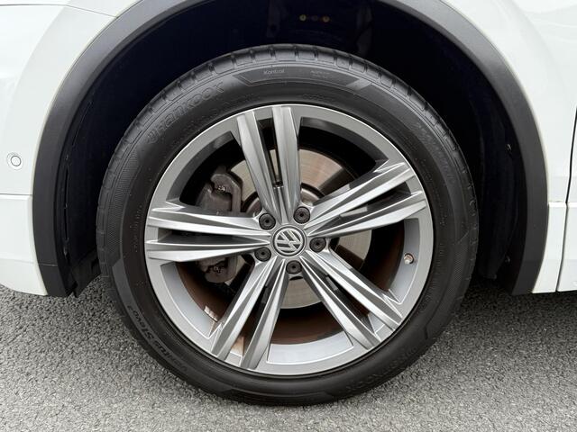 Volkswagen TIGUAN 2.0 TSI 4Motion 180PK DSG R-LineoPanooTrekhaak