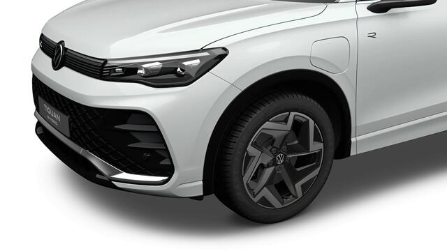 Volkswagen TIGUAN R-Line Edition - eHybrid | 'App-Connect' draadloze smartphone integratie | Automatische afstandsregeling (Adaptive Cruise Control) | Black Style Pakket