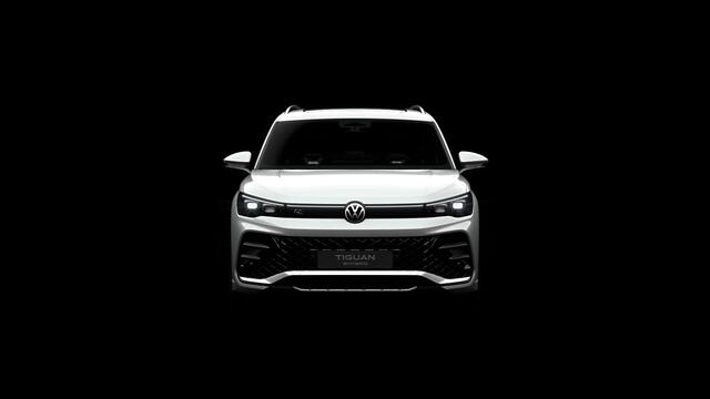 Volkswagen TIGUAN R-Line Edition - eHybrid | 'App-Connect' draadloze smartphone integratie | Automatische afstandsregeling (Adaptive Cruise Control) | Black Style Pakket