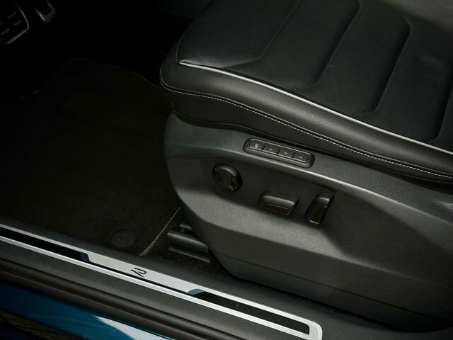 Volkswagen TIGUAN 1.4 TSI eHybrid R-LINE PANO|360|IQ|LEDER|ACC|DCC VOL!