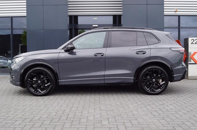 Volkswagen TIGUAN 1.5 eTSI DSG R-Line Black st 150pk /Panodak/Navi/360gr.Camera/Matrix LED/Trekh wegkl