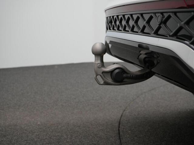 Volkswagen TIGUAN 1.5 eHybrid 272 pk DSG R-Line Edition | Panoramadak | Trekhaak | Adaptief onderstel | Achteruitrijcamera | Massage