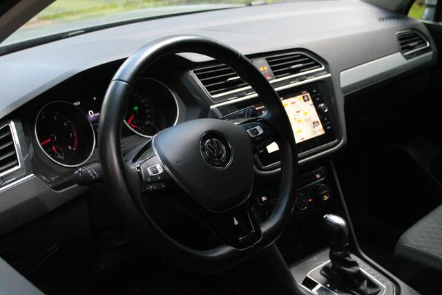 Volkswagen TIGUAN 1.5 TSI ACT Comfortline Business | Trekhaak | Camera | ACC