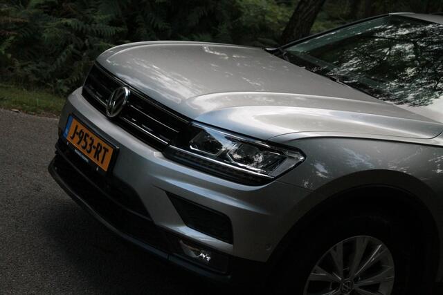 Volkswagen TIGUAN 1.5 TSI ACT Comfortline Business | Trekhaak | Camera | ACC