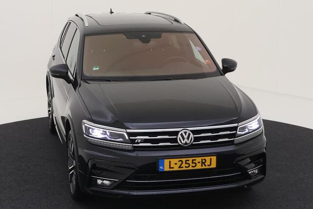 Volkswagen TIGUAN Allspace 1.5 TSI Highline Business R 7p. / Panorama dak / Full Led / Camera / Elect. klep / 20 Inch