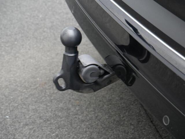 Volkswagen TIGUAN 1.5 TSI 150 pk DSG ACT Highline Business R | Panoramadak | Trekhaak | Rondomzicht camera | Park Assist | 20 inch