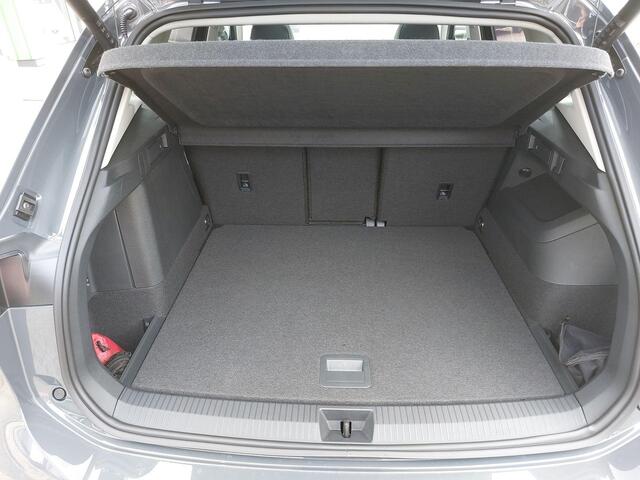 Volkswagen TIGUAN 1.5 eHybrid Life Edition 204PK l Assistance plus l Panoramadak l 19" Catania l Design pakket