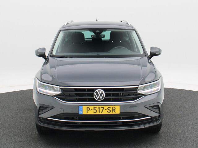 Volkswagen TIGUAN 1.5 TSi 150 Pk Automaat Life Business | Camera | Carplay | Elektrische Achterklep | Privacy Glass | Stoel Verwarming | Navigatiesysteem | 17 Inch