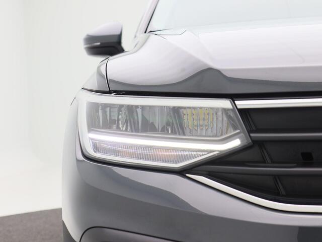 Volkswagen TIGUAN 1.5 TSi 150 Pk Automaat Life Business | Camera | Carplay | Elektrische Achterklep | Privacy Glass | Stoel Verwarming | Navigatiesysteem | 17 Inch