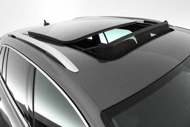 Volkswagen TIGUAN 1.5 TSI 150pk DSG ACT R-Line Highline Trekhaak 360Camera Keyless Stoelverwarming Massage Panoramadak