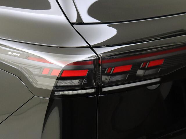 Volkswagen TIGUAN R-Line Edition - eHybrid | 'App-Connect' draadloze smartphone integratie | Automatische afstandsregeling (Adaptive Cruise Control) | Black Style Pakket