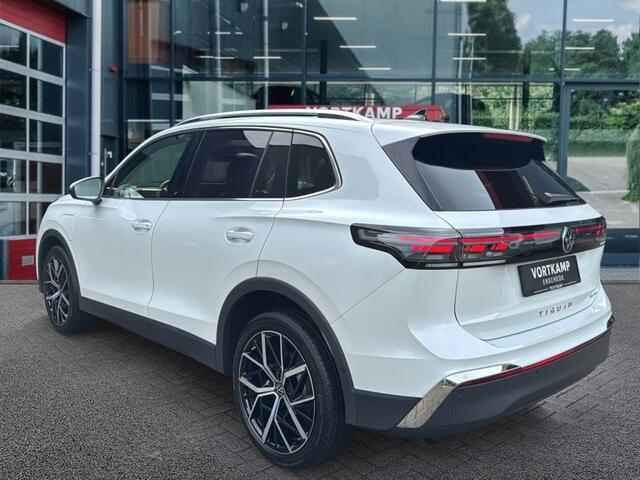 Volkswagen TIGUAN 1.5 TSI E-HYBRID ELEGANCE PANO-DAK/TREKHAAK/CAMERA/NAVI/ACC/STOELVERW