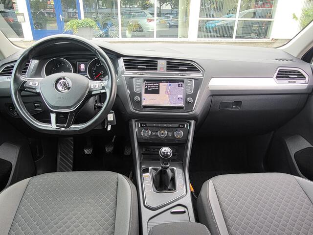 Volkswagen TIGUAN 1.4 TSI Connected Series, App connect, Clima, Cruise, Rijklaar met beurt & garantie!