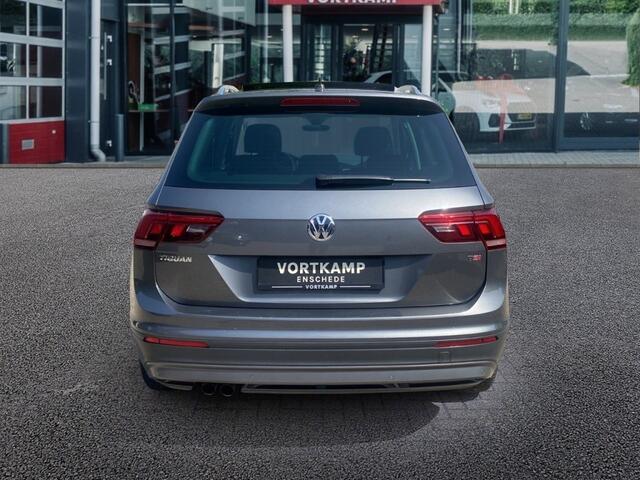 Volkswagen TIGUAN 1.4 TSI DSG COMFORTLINE TREKHAAK/PANO-DAK/ACC/E-KLEP/LED/STOELVERW