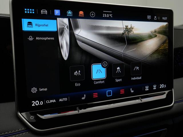 Volkswagen TIGUAN 1.5 eTSI 150 pk DSG R-Line Edition | Panoramadak | Trekhaak | Achteruitrijcamera | Stoel-/stuurverwarming | 20 inch