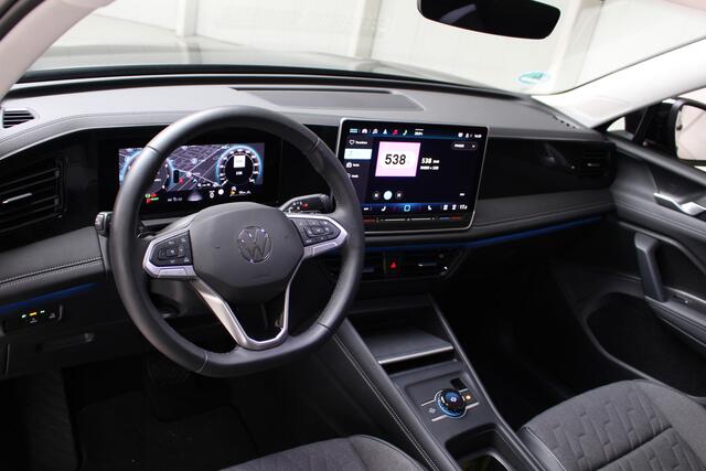 Volkswagen TIGUAN 1.5 eTSI Life 150pk DSG Navigatie | 18"Velgen | Camera | El. inklapbare spiegels