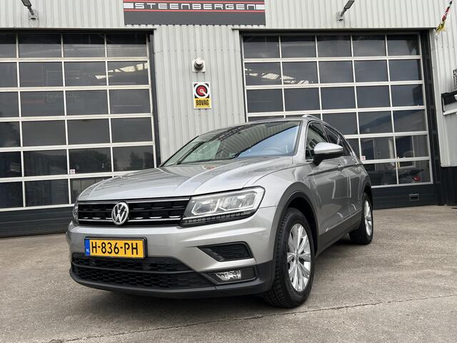Volkswagen TIGUAN 1.5 TSI ACT Comfortline Business led verl. trekhaak pdc carplay
